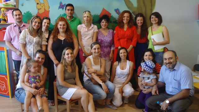 ΒΡΕΦΙΚΟΙ ΚΑΙ ΠΑΙΔΙΚΟΙ ΣΤΑΘΜΟΙ ΣΤΟΝ ΔΗΜΟ ΚΑΛΑΜΑΡΙΑΣ ΠΑΙΔΙΚΗ ΜΕΛΩΔΙΑ